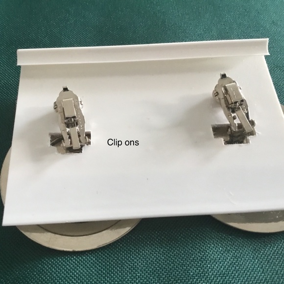 Beautiful 5th Ave. Turquoise earrings. - Picture 2 of 2